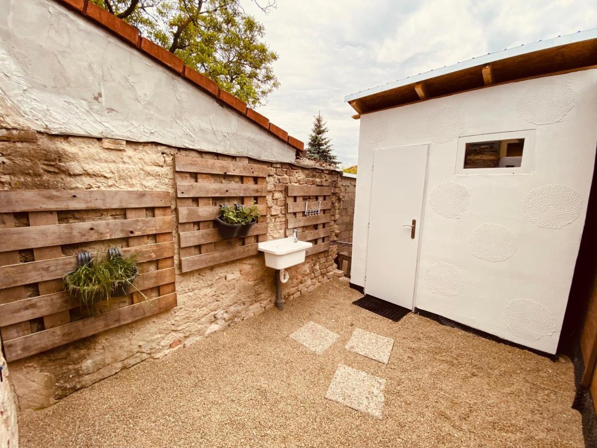 Chatky Daniel-Mikulov, A Private Campsite Just For You Exterior photo